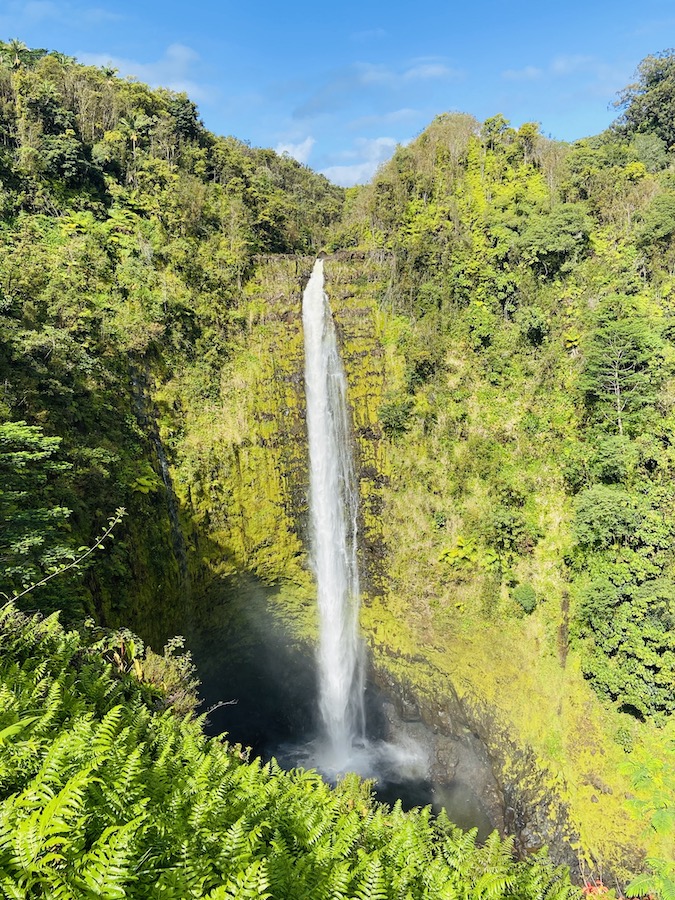 Akaka Waterfall